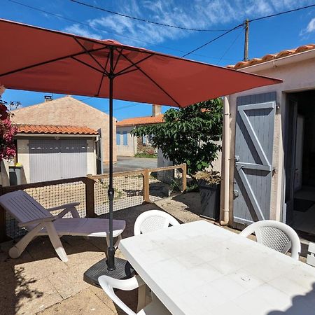 Spacious Nest With Terrace Near The Beach Saint-Hilaire-de-Talmont Kültér fotó