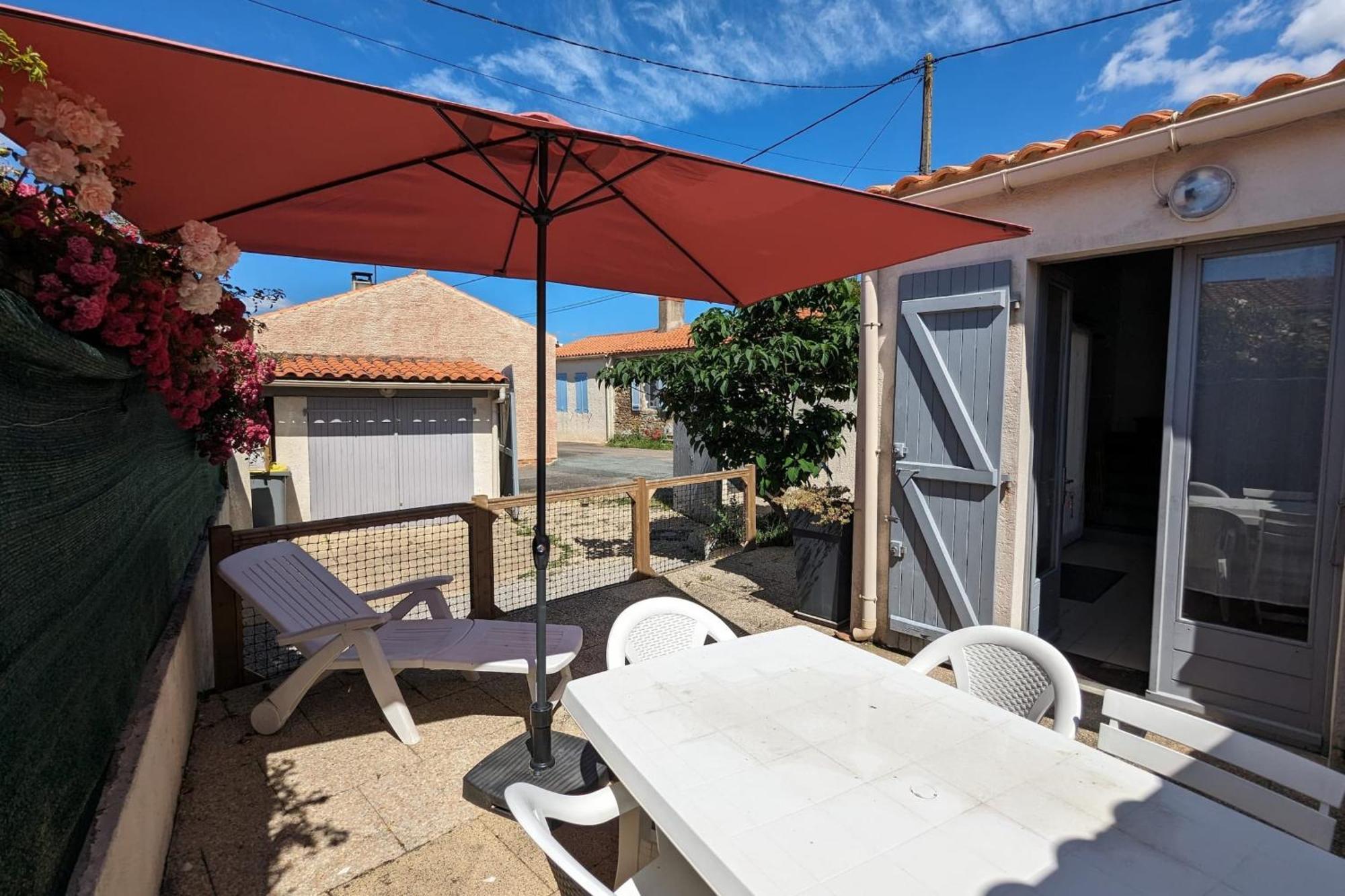 Spacious Nest With Terrace Near The Beach Saint-Hilaire-de-Talmont Kültér fotó
