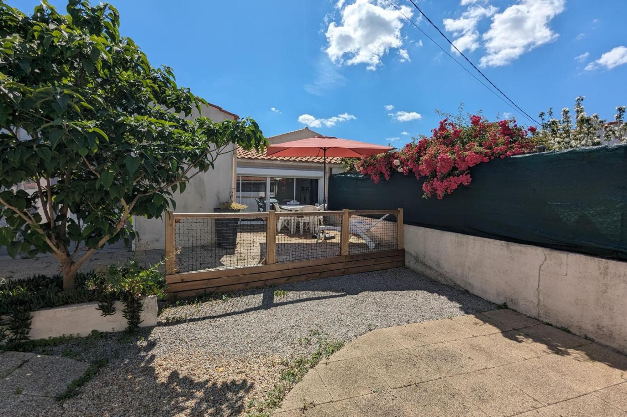 Spacious Nest With Terrace Near The Beach Saint-Hilaire-de-Talmont Kültér fotó