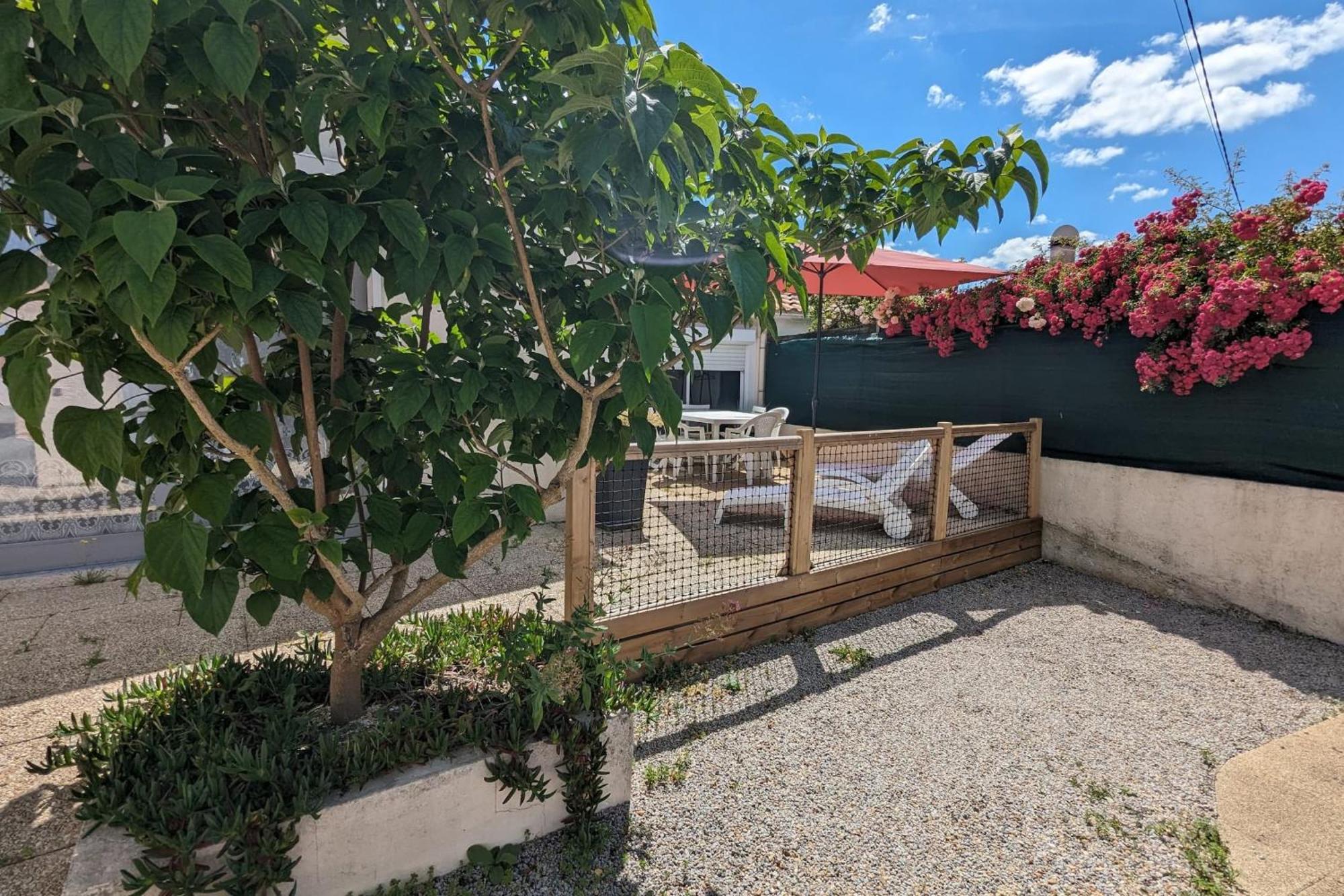 Spacious Nest With Terrace Near The Beach Saint-Hilaire-de-Talmont Kültér fotó